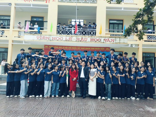 TẬP THỂ 9A -NĂM HỌC: 2025 2026