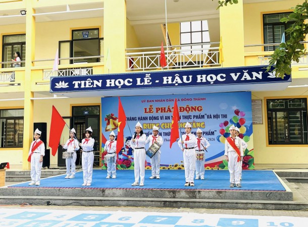TRƯỜNG THCS ĐÔ THÀNH TỔ CHỨC THÀNH CÔNG HOẠT ĐỘNG NGOẠI KHÓA “AN TOÀN THỰC PHẨM” VÀ HỘI THI "RUNG CHUÔNG VÀNG